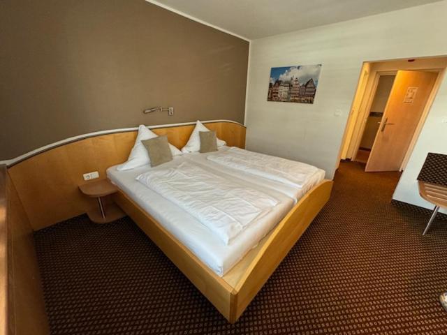 L'Escala Hotel Dreieich Bagian luar foto