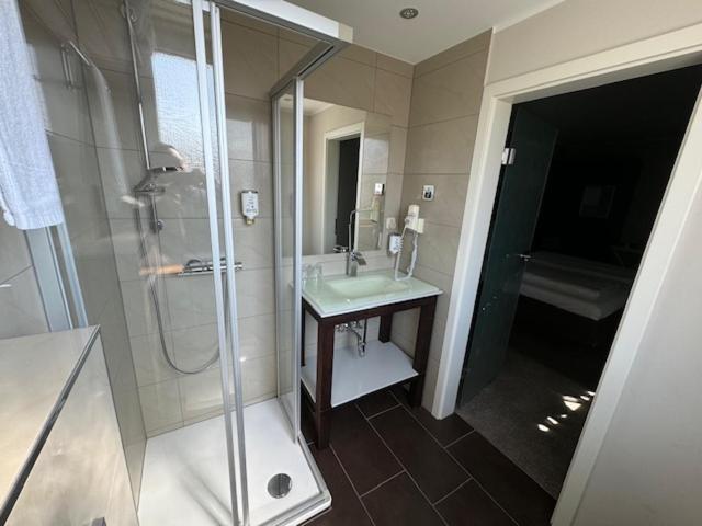 L'Escala Hotel Dreieich Bagian luar foto